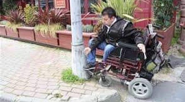 Asıl ENGEL bedende değil ; kafalarda…