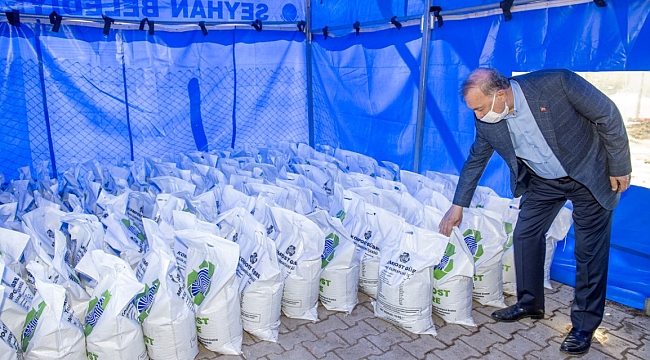 Seyhan Belediyesi Pazar Artıklarını Kompost Gübreye Dönüştürüyor