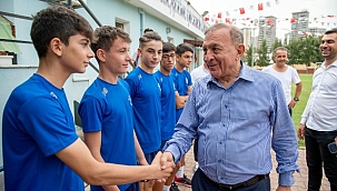 Seyhan Belediyespor'lu beş futbolcu Adana Demirspor'da 