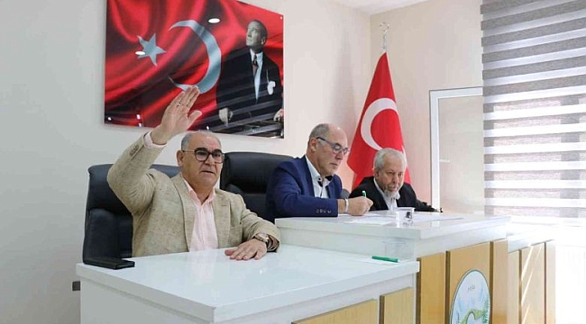 Pozantı Belediye Meclisi Acil Greyder Alımı İçin Toplandı 