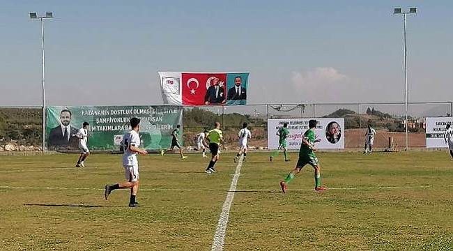 Sarıçam Belediyesi Mahalleler Arası Tevriz Dura Futbol Turnuvası Başladı