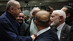 Cumhurbaşkanı Erdoğan, İstanbul'da minibüs odaları başkanları ve şoförler ile buluştu