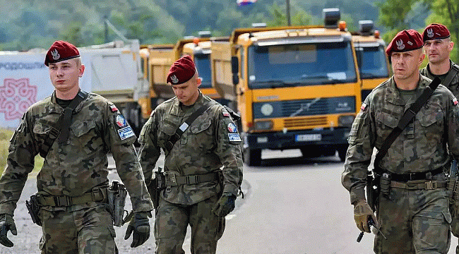 Sırplardan Kosova'ya: Gözünün Üstünde Kaşın Var!