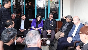 Bakan Soylu Yüreğir'de Esnafla Buluştu