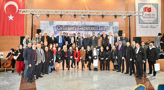 Başkan Uludağ'dan Gazeteciler Onuruna Yemek