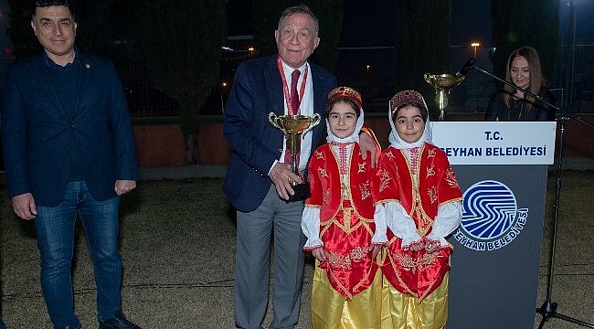 Destek Akay'dan, Başarı Genç Sporculardan 