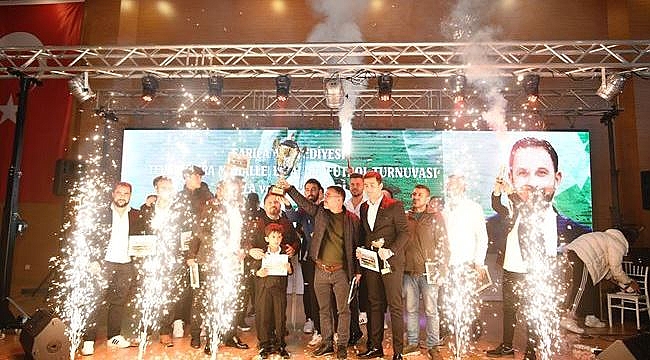 Sarıçam'da Görkemli Futbol Turnuvası Galası 