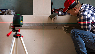 Görmeden ihtiyacınız olduğunu anlayamayacağınız en iyi lazer metreler