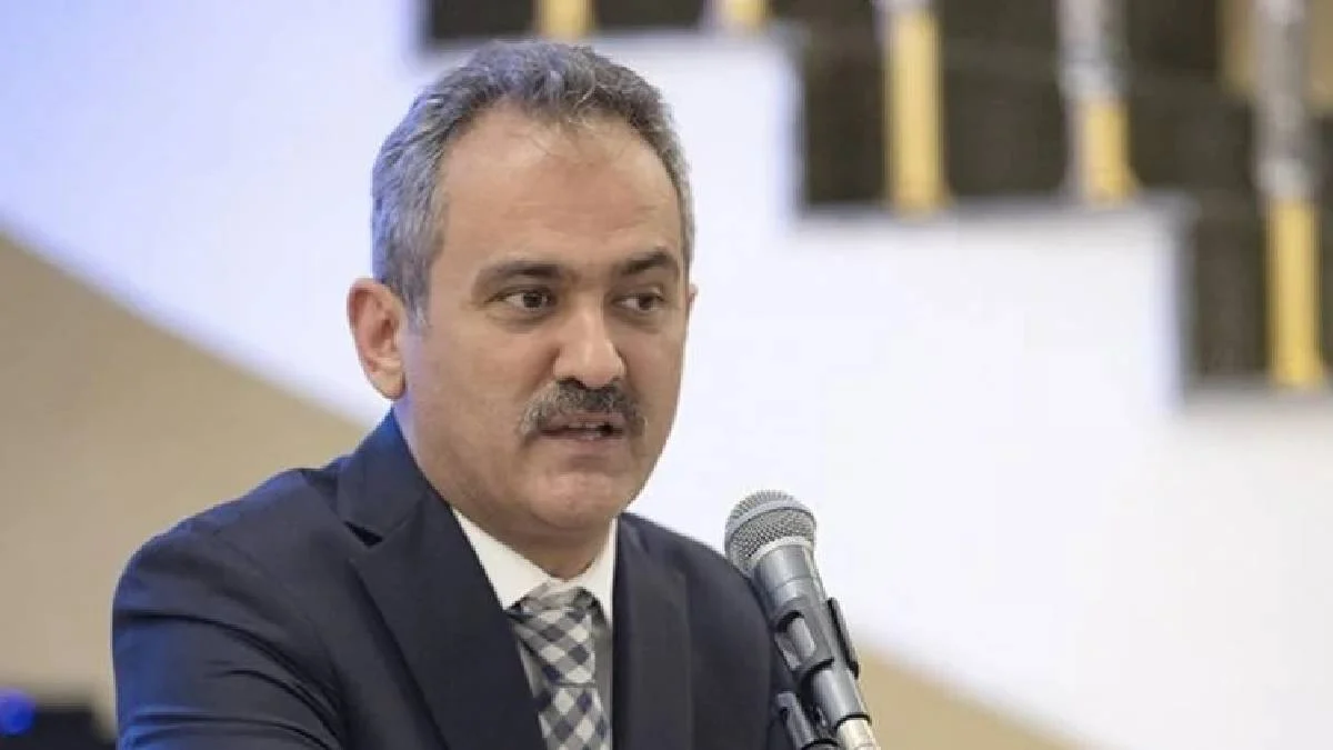 Bakan Özer: Okullar 16 Haziranda Kapanıyor