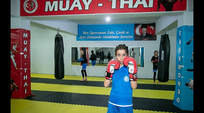 Seyhanlı Muay Thai Sporcusu Türkiye Şampiyonu Oldu 