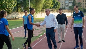 Akay, " Önceliğimiz Başarılı Sporcular Yetiştirmek "