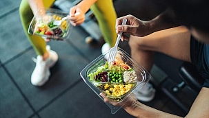 Spor öncesi ve sonrası beslenme nasıl olmalı? Spordan önce ve sonra ne yemeli, kilo vermek için spordan sonra ne yenir ve içilir?