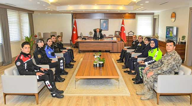 Vali Elban'a 10 Nisan Polis Haftası Ziyareti