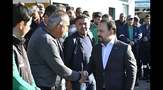 Başkan Uludağ 1 Mayıs İşçi Bayramında İşçilerle Kahvaltı Yaptı