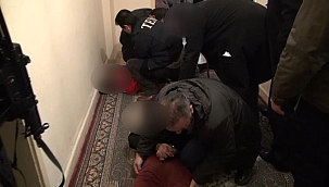 Aksaray'daki FETÖ operasyonunda Amerikan, Jamaika doları ele geçirildi: 3 gözaltı