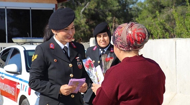 Jandarma'dan Kadınlar Günü Kutlaması 