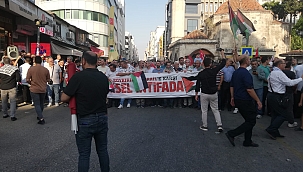 Adana Şehid Haniyye İçin Ayaktaydı