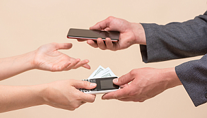 Eskiye elveda yeniye merhaba! Yeni bir telefona geçmenin zamanının geldiğini gösteren 7 işaret