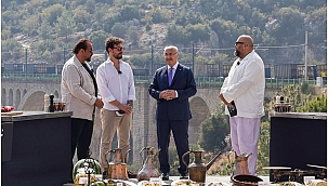 8. ULUSLARARASI ADANA LEZZET FESTİVALİ BİNLERCE KİŞİYE LEZZET ŞÖLENİ YAŞATTI