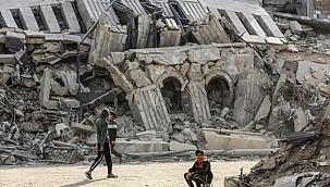 İsrail'in Gazze'ye Yönelik Hava Saldırılarında 25 Filistinli Şehit Oldu