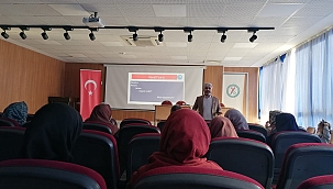 Dijital Çağda Ahlaklı ve Başarılı Çocuk Eğitimi