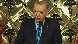 Cumhurbaşkanı Erdoğan'dan 'Terörsüz Türkiye' mesajı: "Milletimizin bin yıllık kardeşliğine sokulan hançeri el birliğiyle çıkartalım"