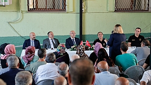 Vali Köşger Seyhanlılarla Cuma Sonrası Buluştu 