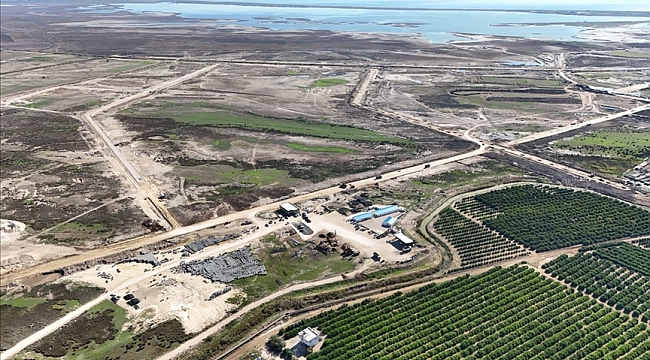 Adana valisi Köşger, tarıma dayalı OSB'de incelemelerde bulundu 