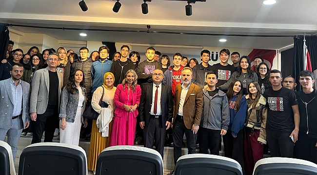 TOKİ KÖPRÜLÜ ANADOLU LİSESİ'NDE KARİYERİM GELECEĞİM PROJESİ 