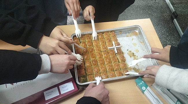 Çevreci Gençler İş Başında: Sınıfımız Hep Temiz Projesi ve Ekoloji Eğitimi El Ele!