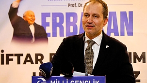 NECMETTİN ERBAKAN'I ATA OCAĞI ADANA'DA BİNLERCE KİŞİ ANDI