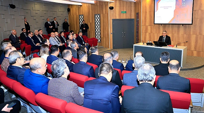 İL GÖÇ KOORDİNASYON KURULU TOPLANTISI VALİ MUSTAFA YAVUZ'UN BAŞKANLIĞINDA YAPILDI 