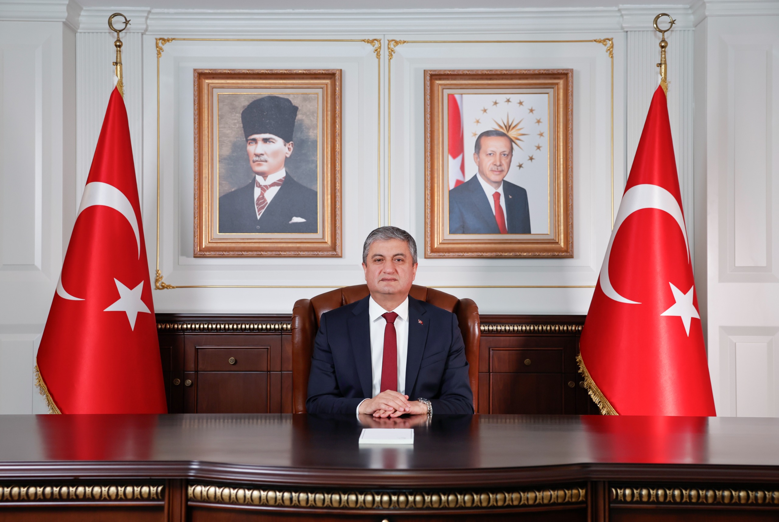 VALİ YAVUZ'UN 1 MAYIS EMEK VE DAYANIŞMA GÜNÜ MESAJI 