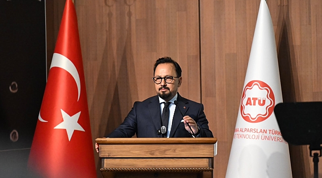 ULUDAĞ"15 TEMMUZ, MİLLETİMİZİN İRADESİNE SAHİP ÇIKTIĞI ŞANLI BİR DİRENİŞİN ADIDIR" 