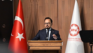 ULUDAĞ"15 TEMMUZ, MİLLETİMİZİN İRADESİNE SAHİP ÇIKTIĞI ŞANLI BİR DİRENİŞİN ADIDIR" 